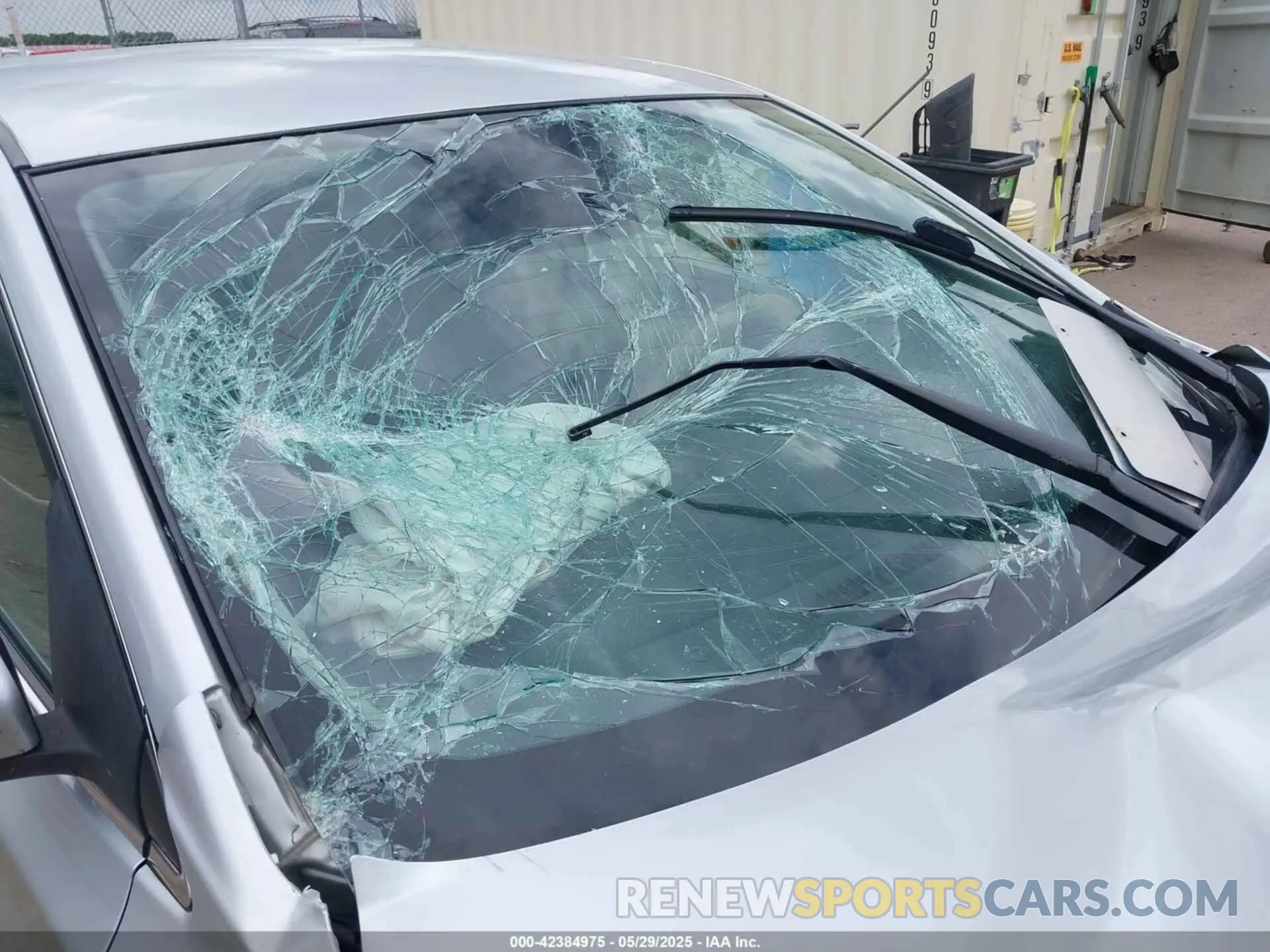 19 Photograph of a damaged car 3N1AB7AP2KY228998 NISSAN SENTRA 2019