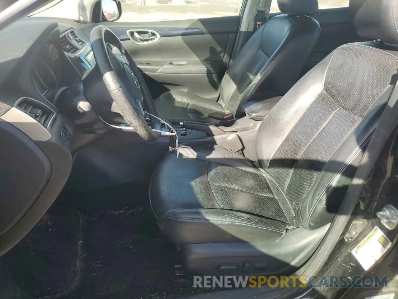 7 Photograph of a damaged car 3N1AB7AP2KY252153 NISSAN SENTRA 2019