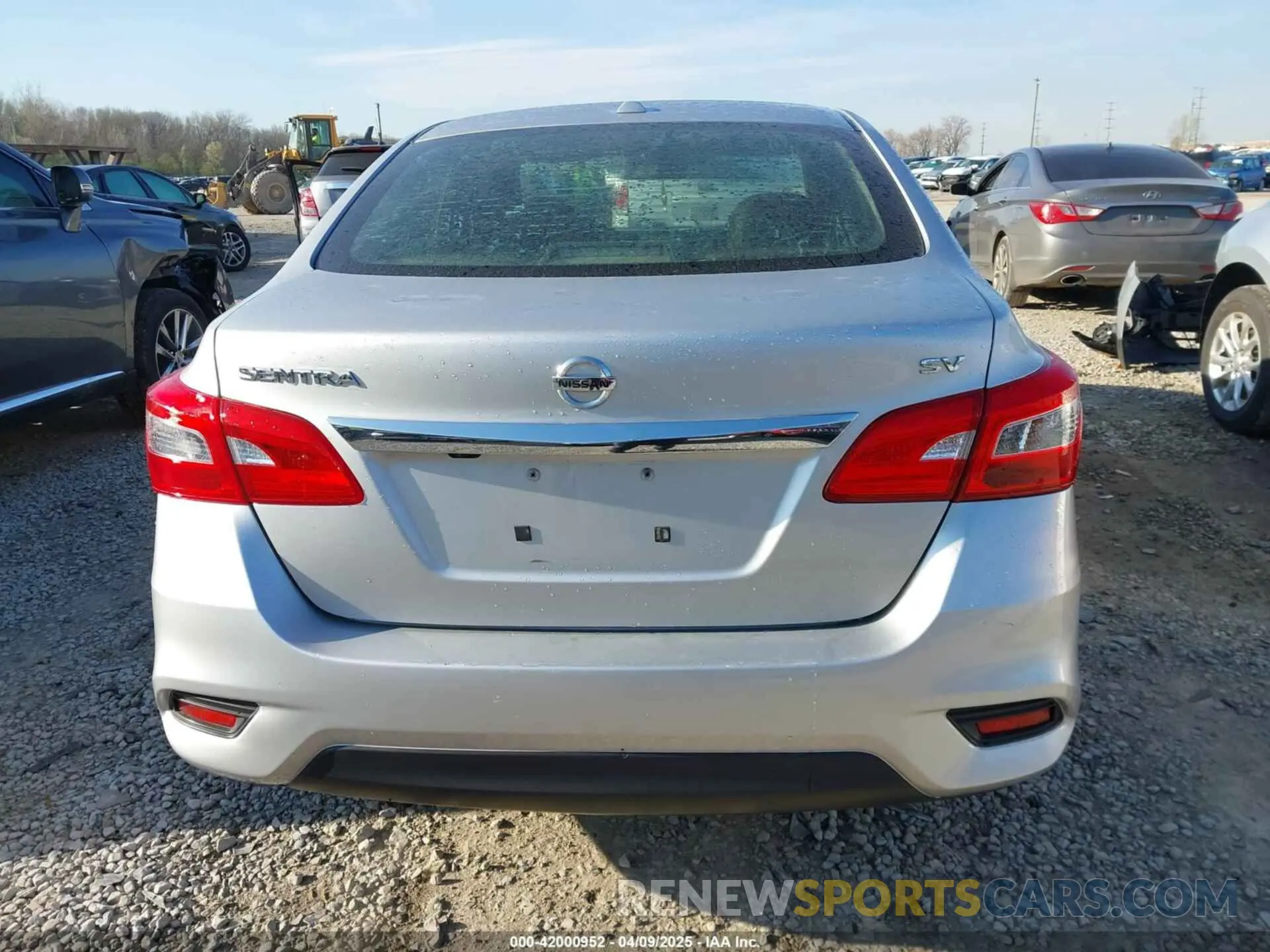 16 Photograph of a damaged car 3N1AB7AP2KY258096 NISSAN SENTRA 2019