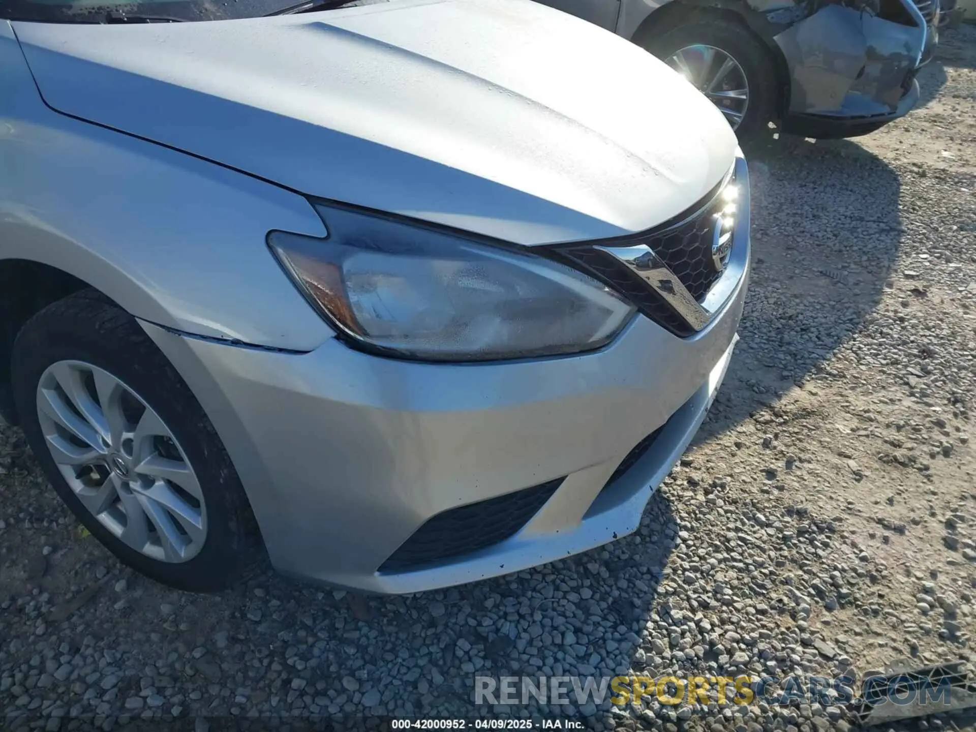 17 Photograph of a damaged car 3N1AB7AP2KY258096 NISSAN SENTRA 2019