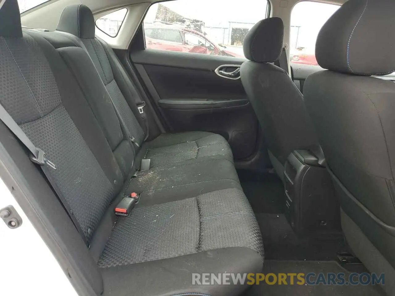 10 Photograph of a damaged car 3N1AB7AP2KY266134 NISSAN SENTRA 2019