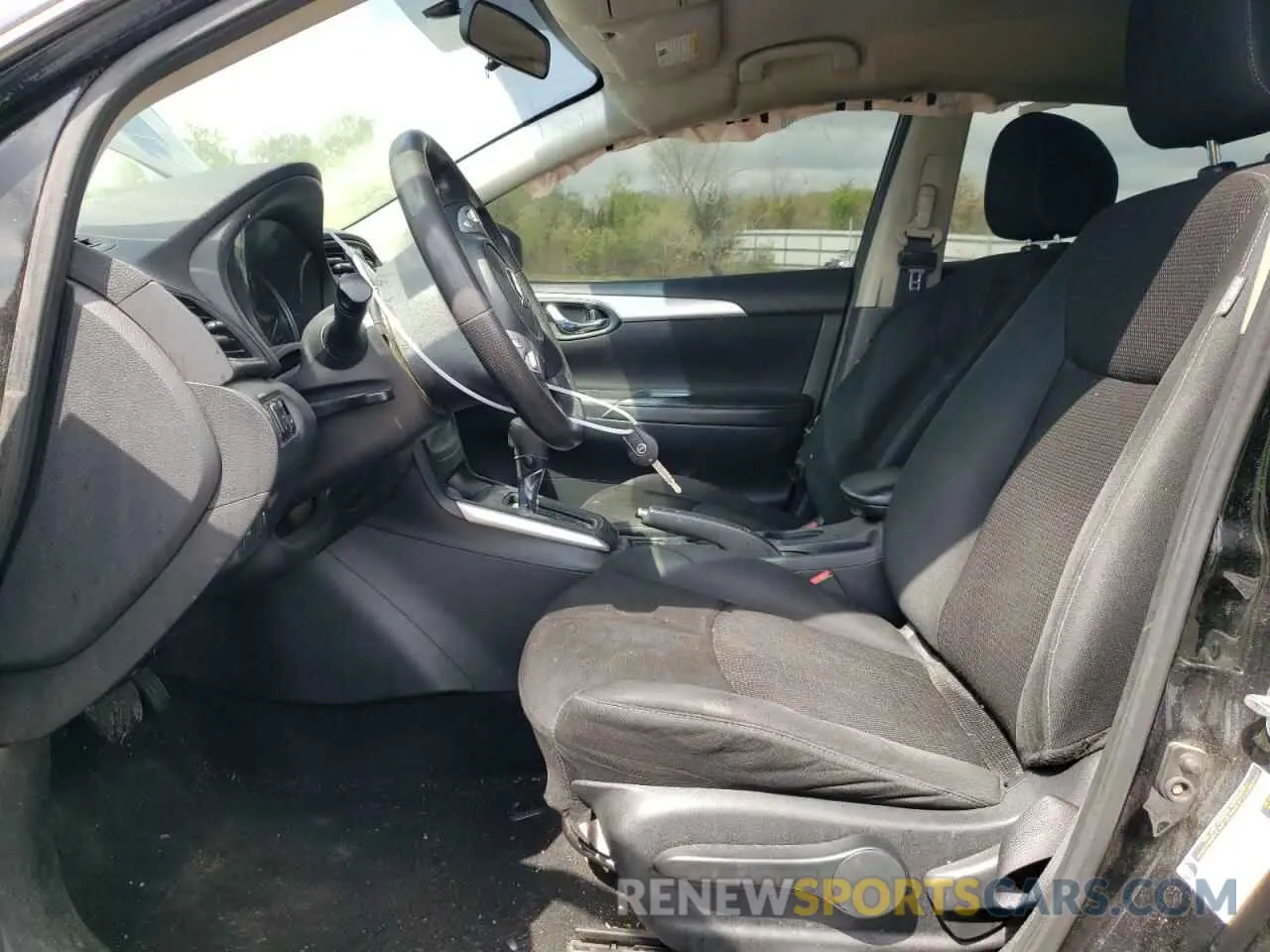 7 Photograph of a damaged car 3N1AB7AP2KY272855 NISSAN SENTRA 2019