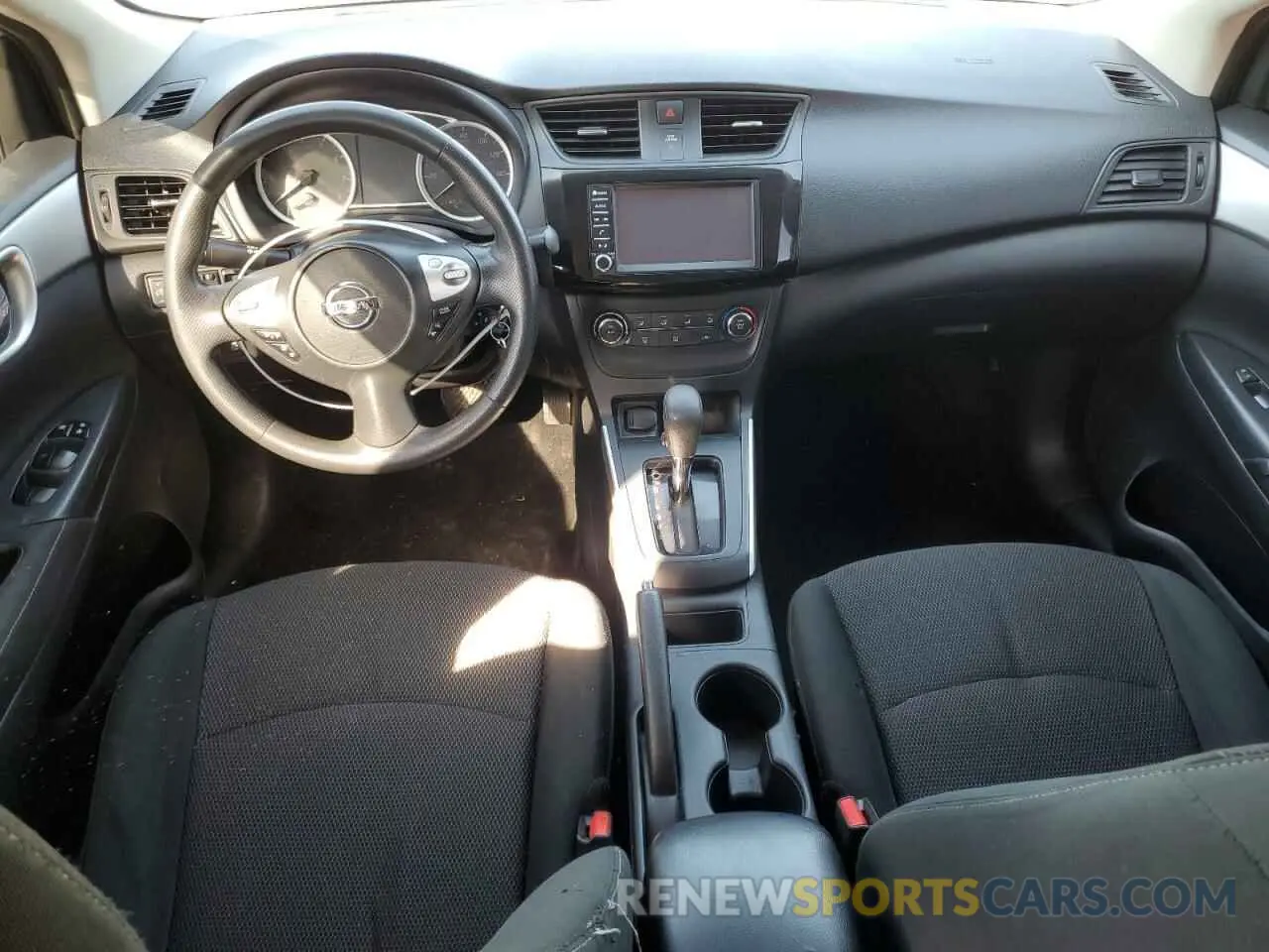 8 Photograph of a damaged car 3N1AB7AP2KY273861 NISSAN SENTRA 2019