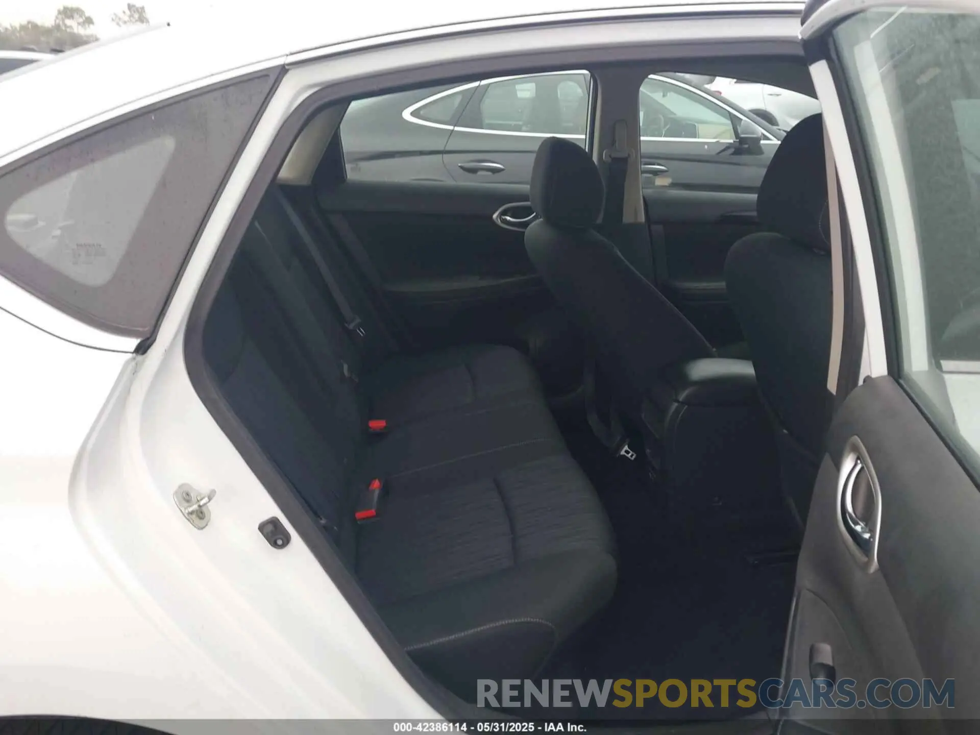 8 Photograph of a damaged car 3N1AB7AP2KY303098 NISSAN SENTRA 2019