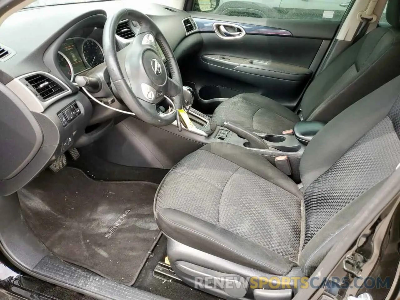 7 Photograph of a damaged car 3N1AB7AP2KY303148 NISSAN SENTRA 2019