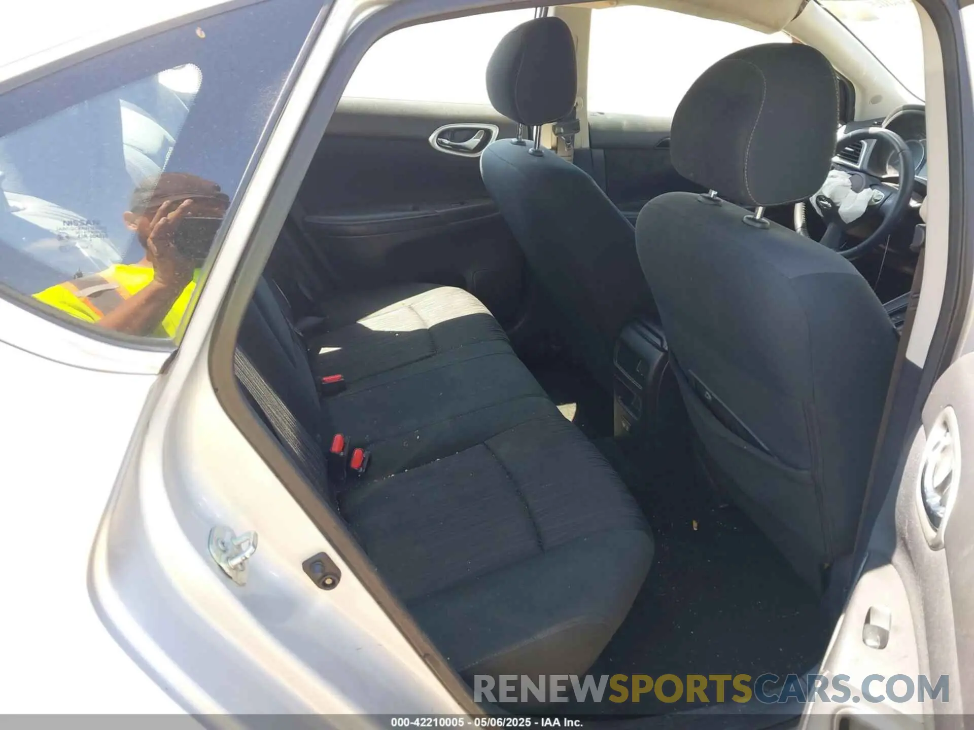8 Photograph of a damaged car 3N1AB7AP2KY313646 NISSAN SENTRA 2019