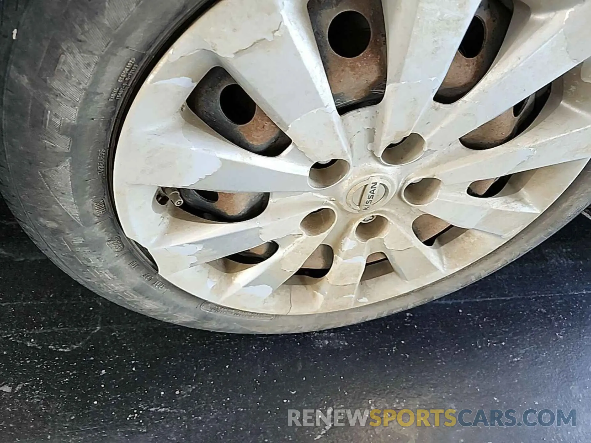 11 Photograph of a damaged car 3N1AB7AP2KY325098 NISSAN SENTRA 2019