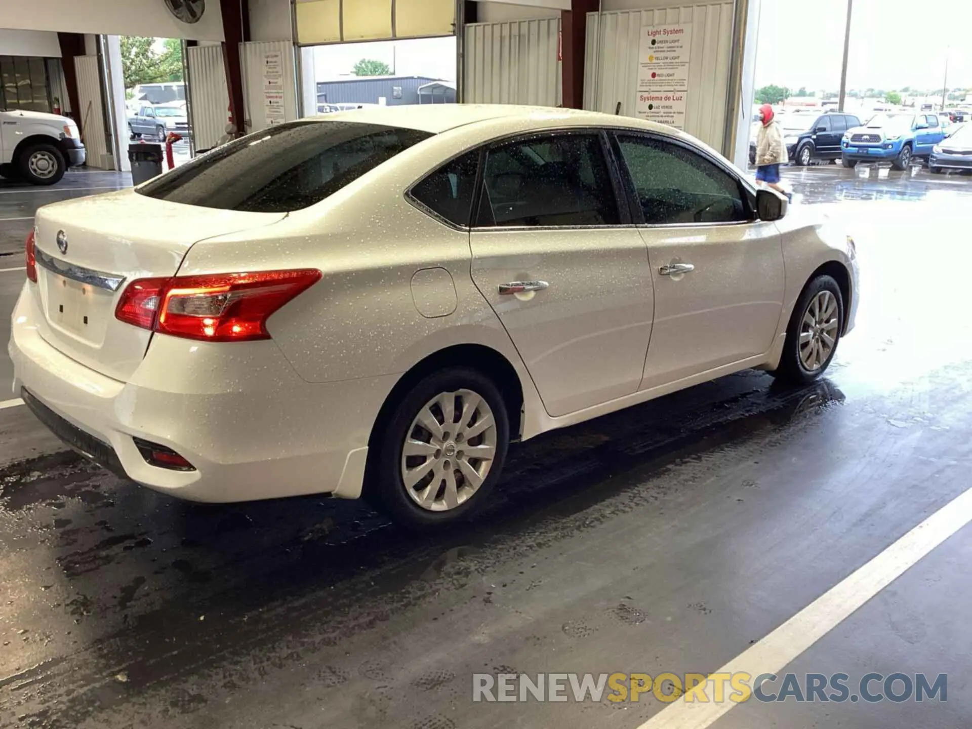 8 Photograph of a damaged car 3N1AB7AP2KY325098 NISSAN SENTRA 2019
