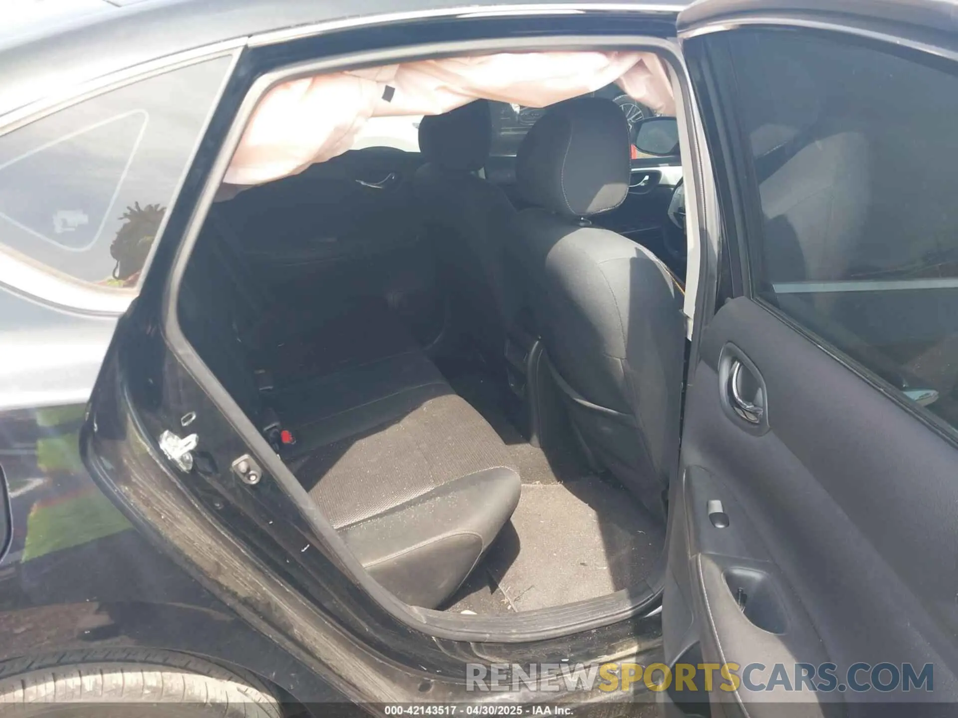 8 Photograph of a damaged car 3N1AB7AP2KY329491 NISSAN SENTRA 2019
