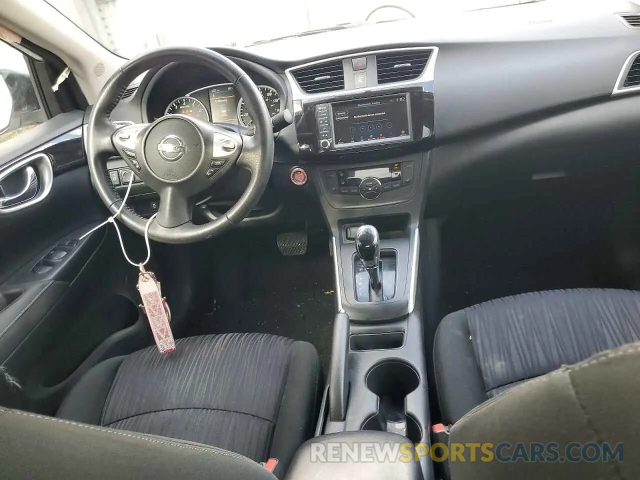 8 Photograph of a damaged car 3N1AB7AP2KY335582 NISSAN SENTRA 2019