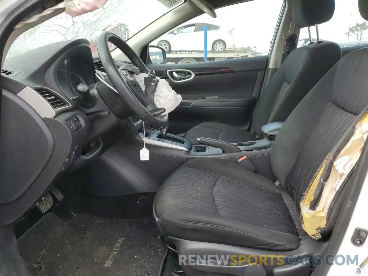 7 Photograph of a damaged car 3N1AB7AP2KY410622 NISSAN SENTRA 2019