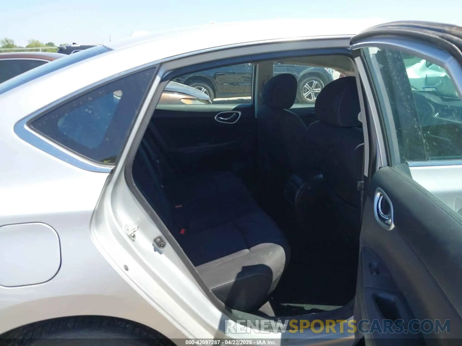 8 Photograph of a damaged car 3N1AB7AP2KY429719 NISSAN SENTRA 2019