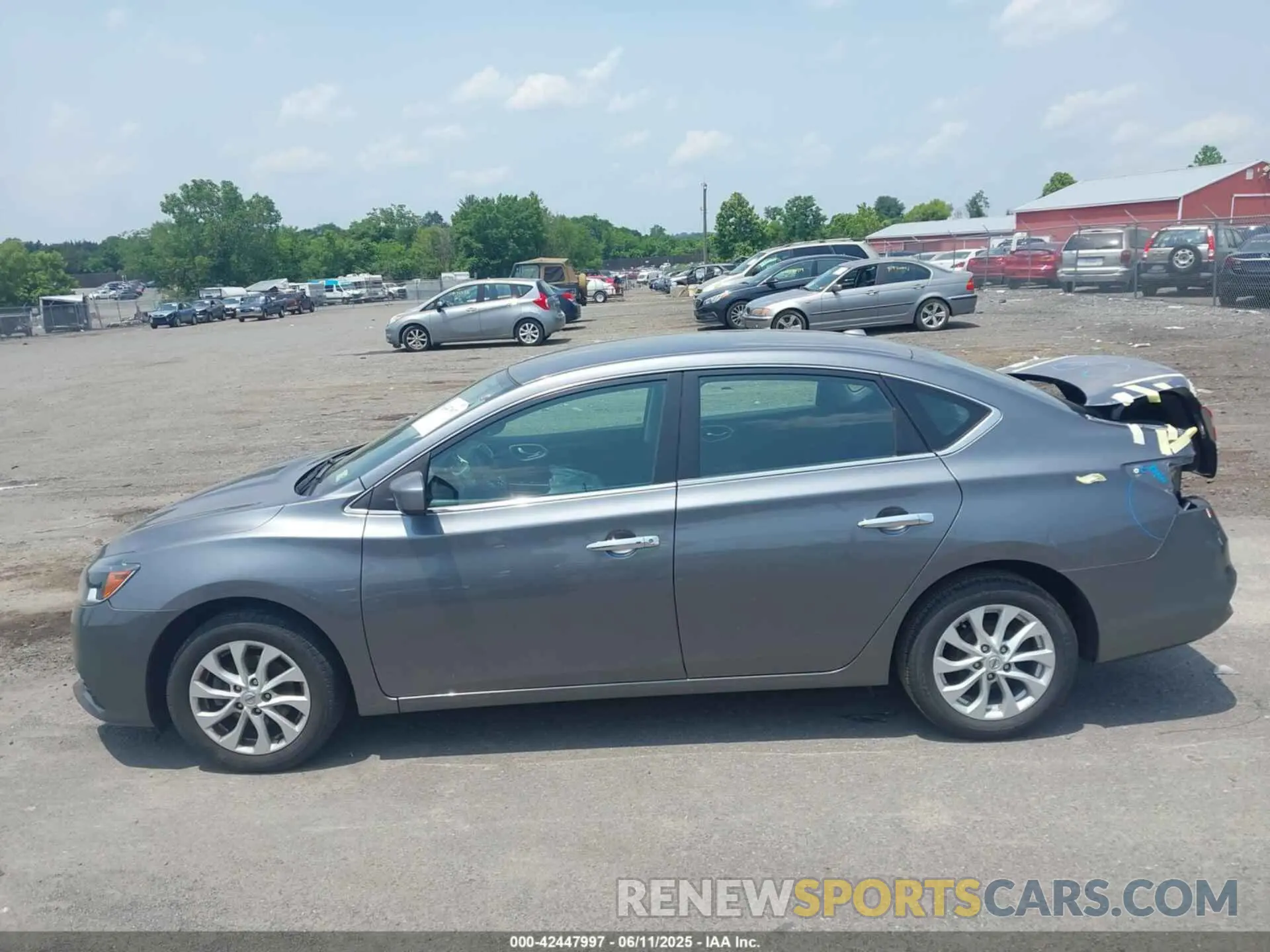 15 Photograph of a damaged car 3N1AB7AP2KY441725 NISSAN SENTRA 2019