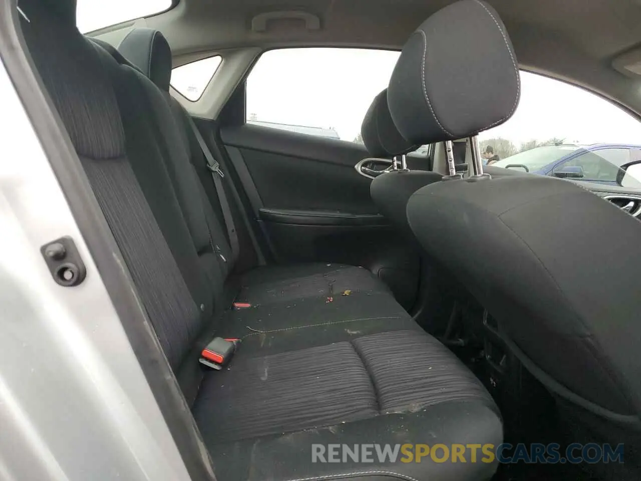 10 Photograph of a damaged car 3N1AB7AP2KY447668 NISSAN SENTRA 2019