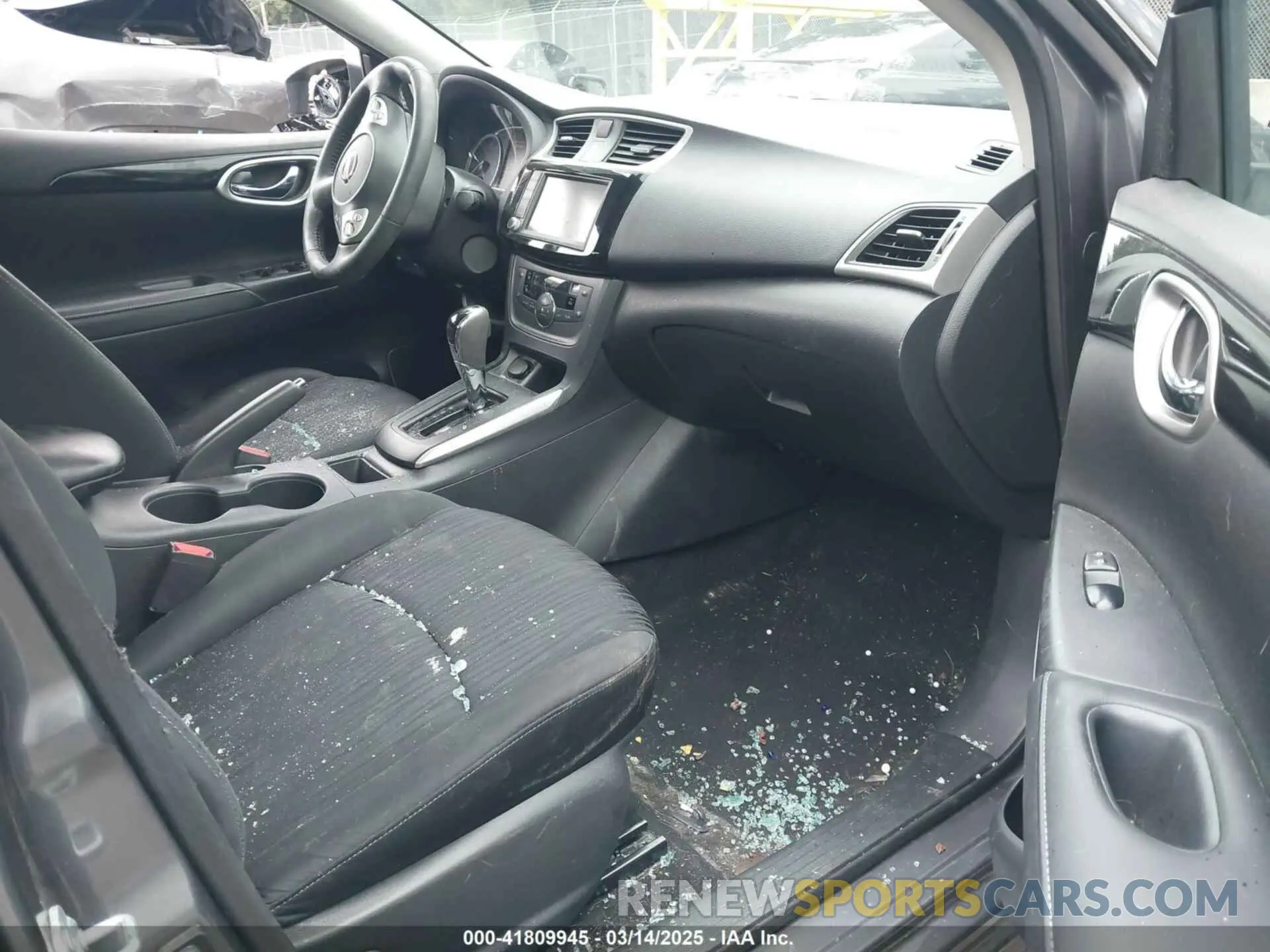 5 Photograph of a damaged car 3N1AB7AP3KL607683 NISSAN SENTRA 2019
