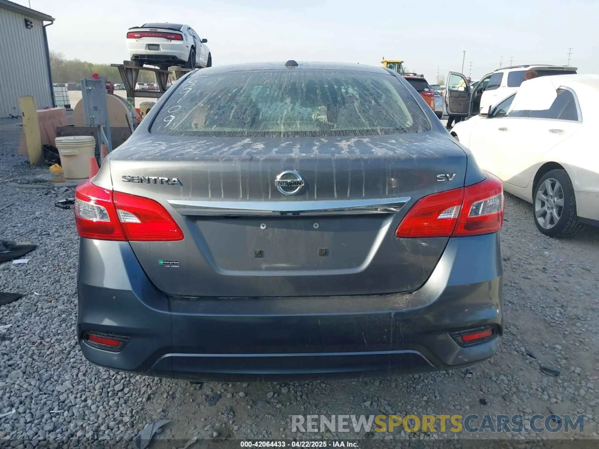 16 Photograph of a damaged car 3N1AB7AP3KL609109 NISSAN SENTRA 2019