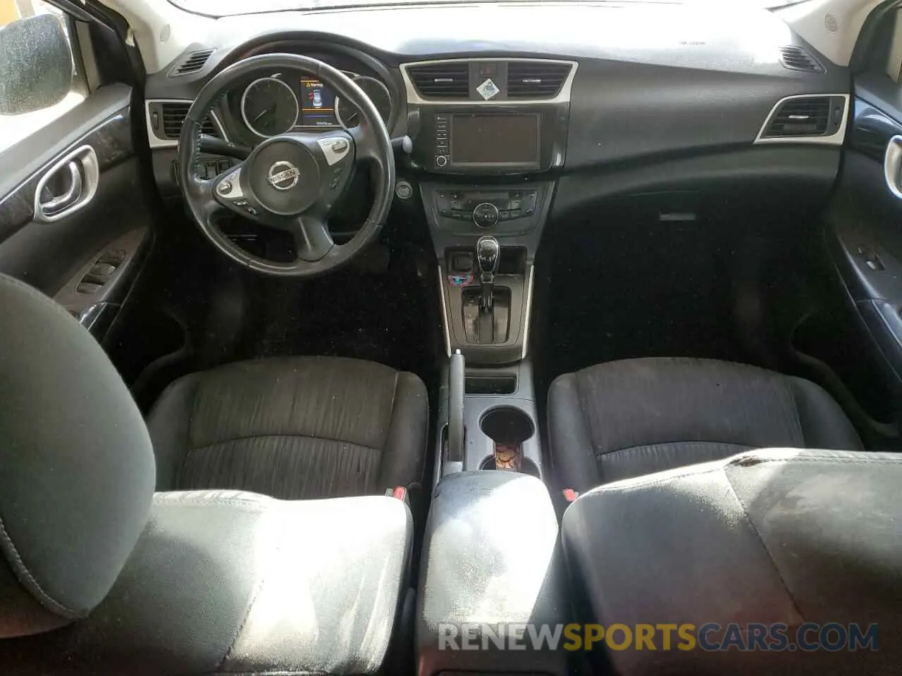 8 Photograph of a damaged car 3N1AB7AP3KL612348 NISSAN SENTRA 2019