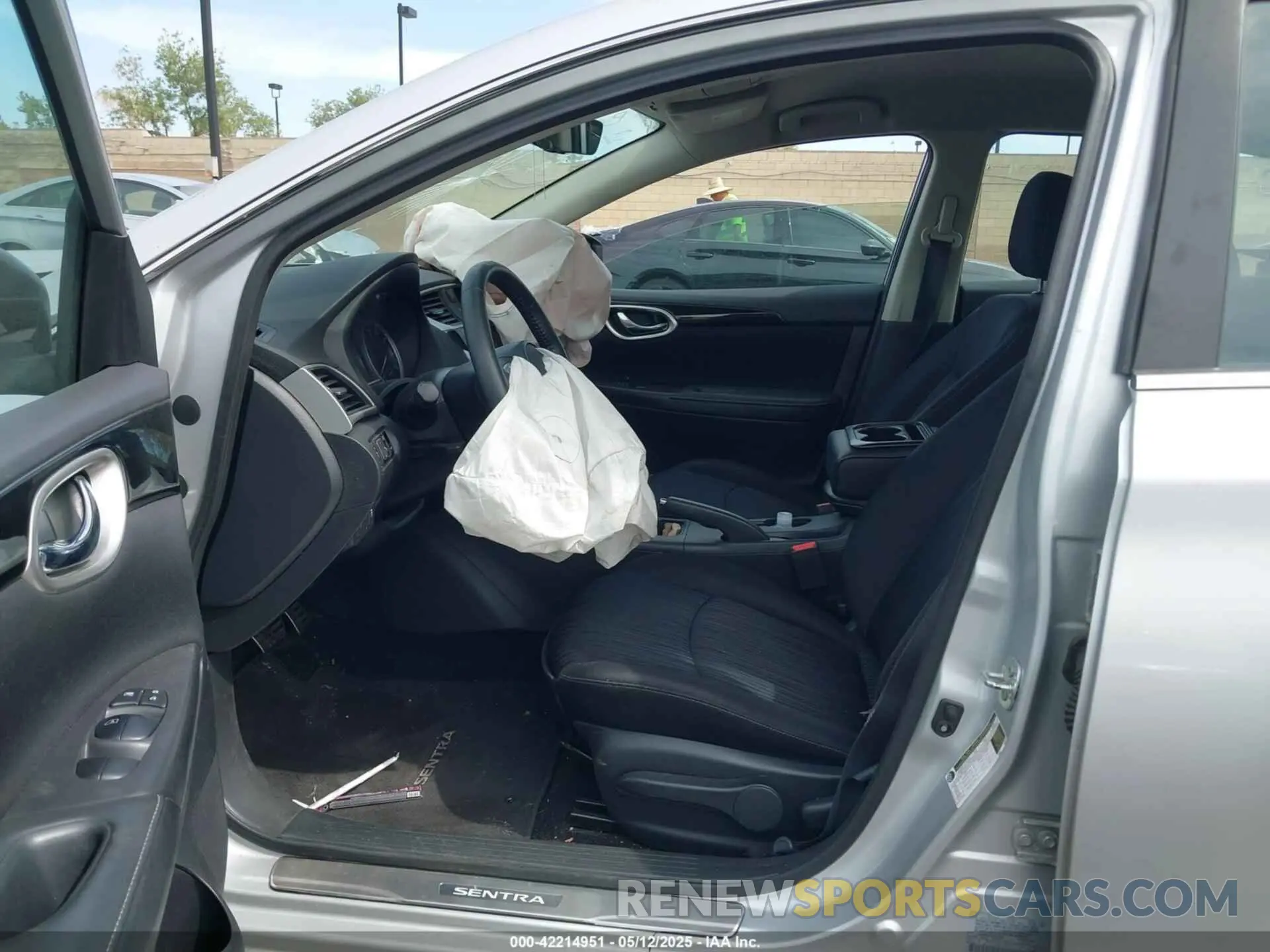 5 Photograph of a damaged car 3N1AB7AP3KY229948 NISSAN SENTRA 2019
