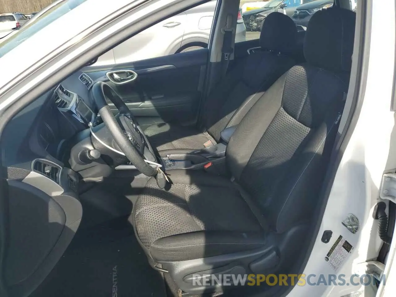 7 Photograph of a damaged car 3N1AB7AP3KY239489 NISSAN SENTRA 2019