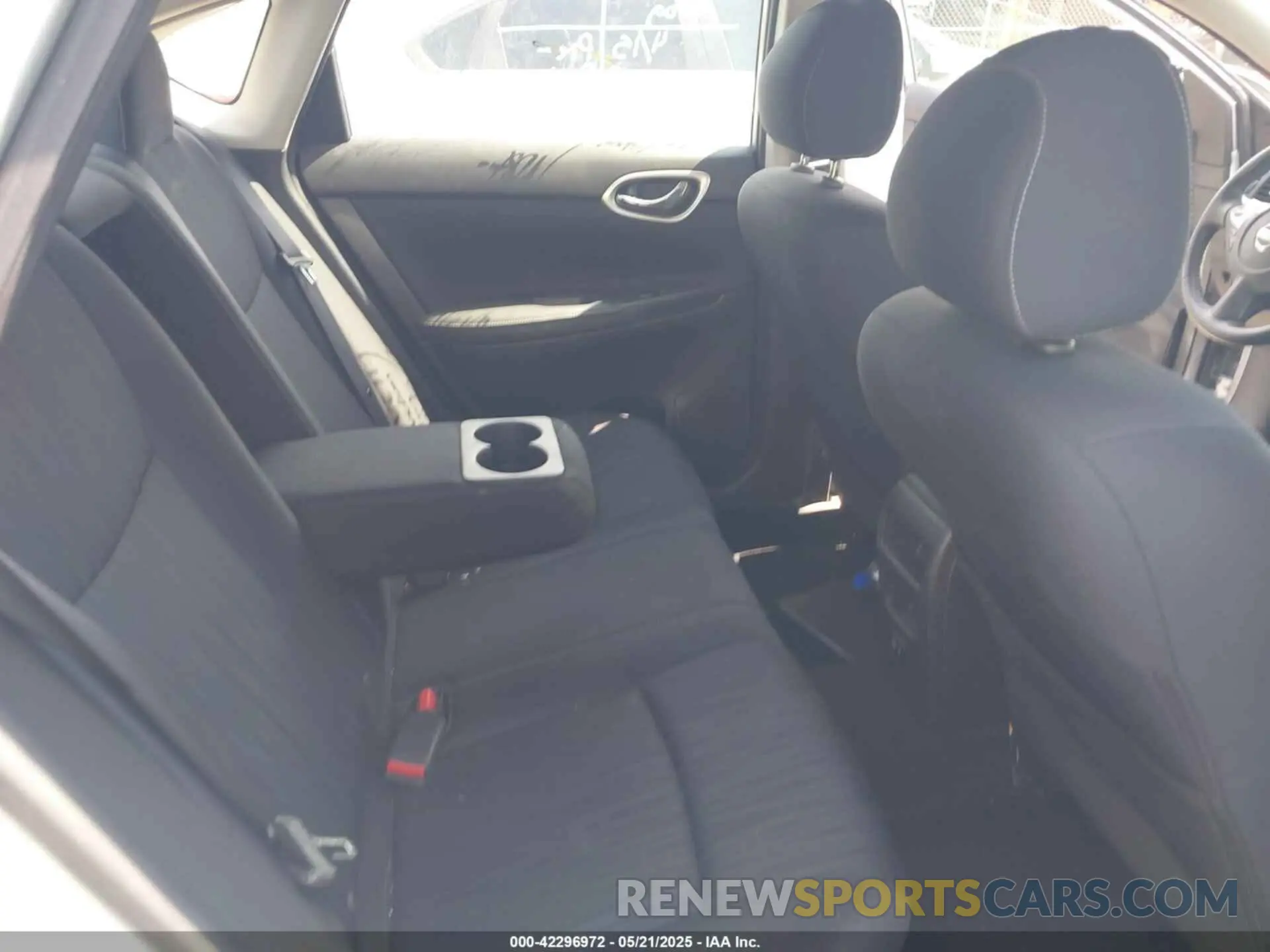 8 Photograph of a damaged car 3N1AB7AP3KY257037 NISSAN SENTRA 2019