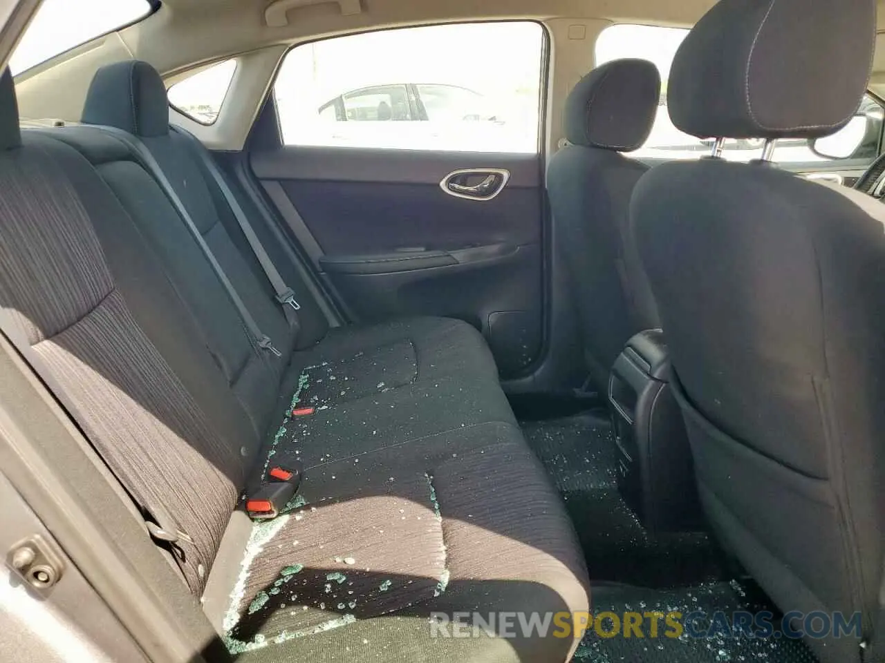 10 Photograph of a damaged car 3N1AB7AP3KY276767 NISSAN SENTRA 2019
