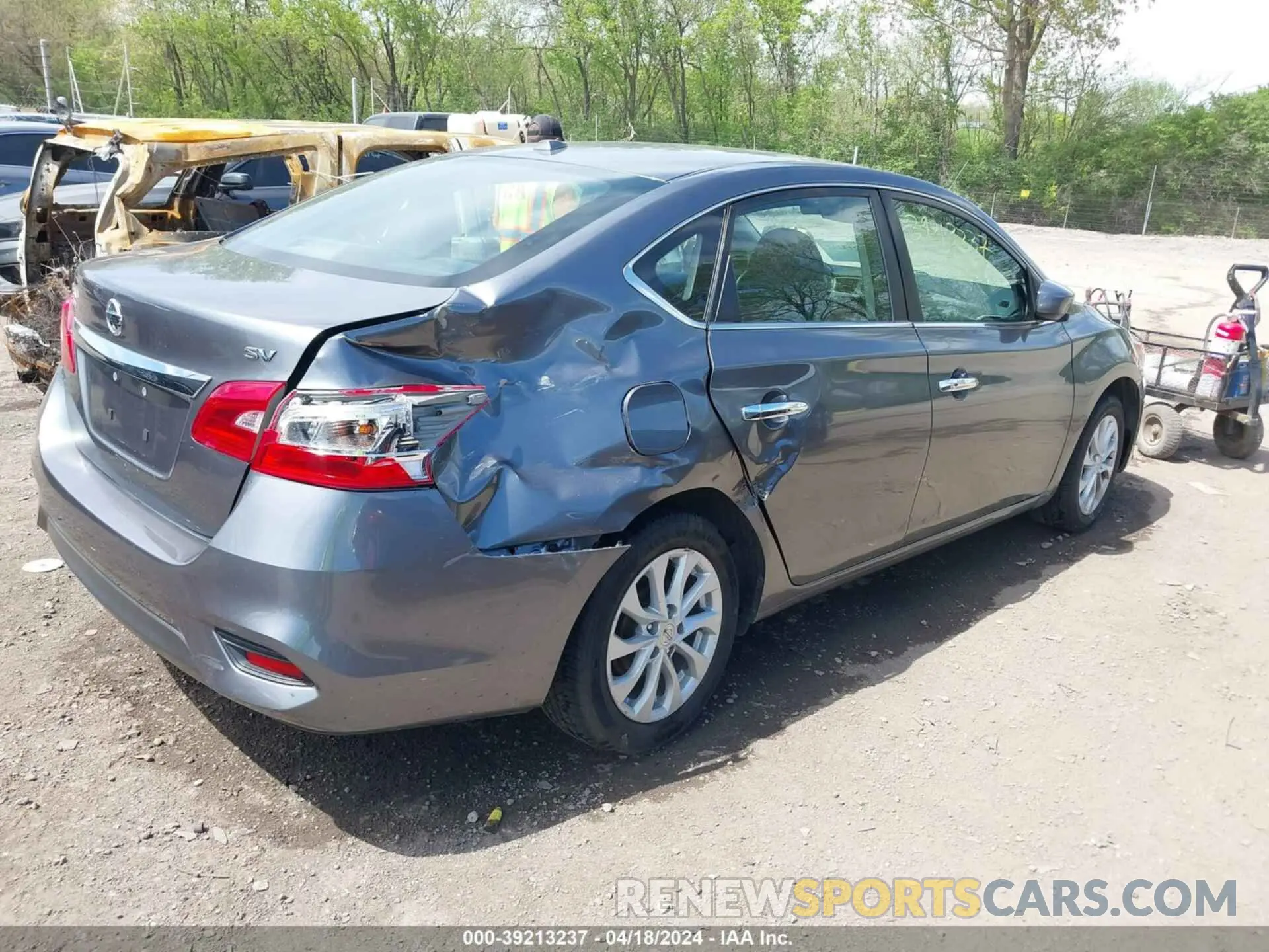 4 Photograph of a damaged car 3N1AB7AP3KY293231 NISSAN SENTRA 2019