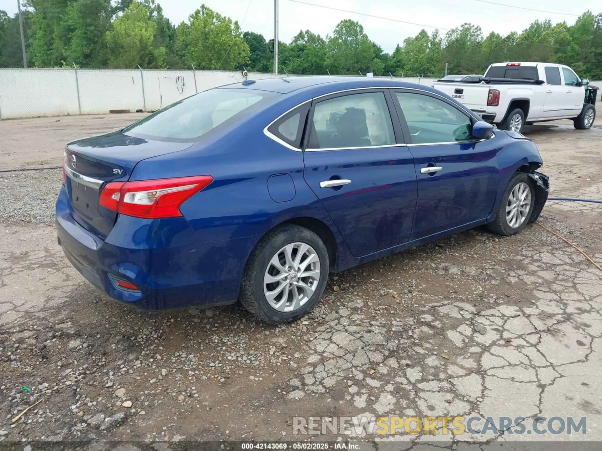 4 Photograph of a damaged car 3N1AB7AP3KY309492 NISSAN SENTRA 2019
