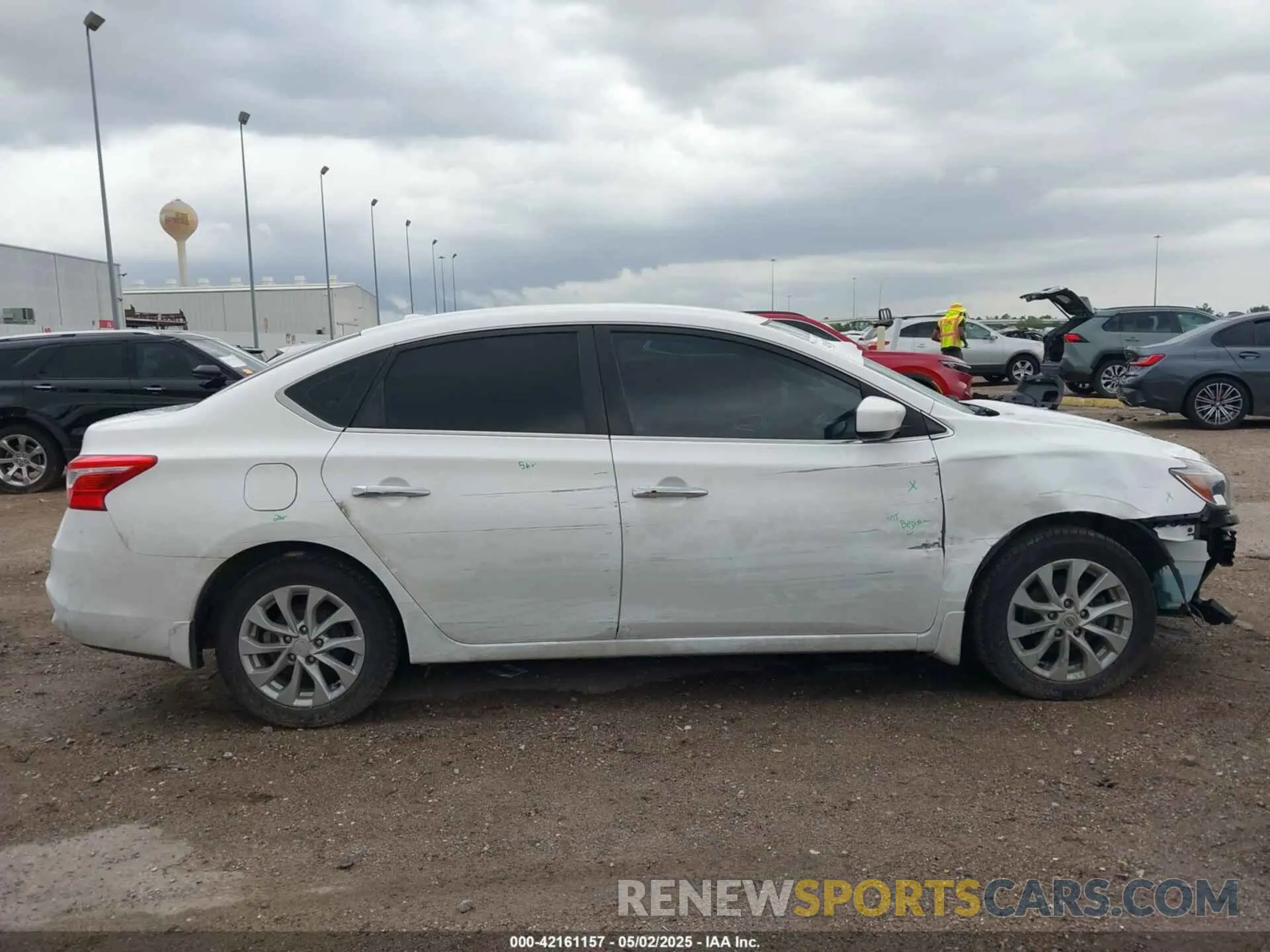 13 Photograph of a damaged car 3N1AB7AP3KY333470 NISSAN SENTRA 2019
