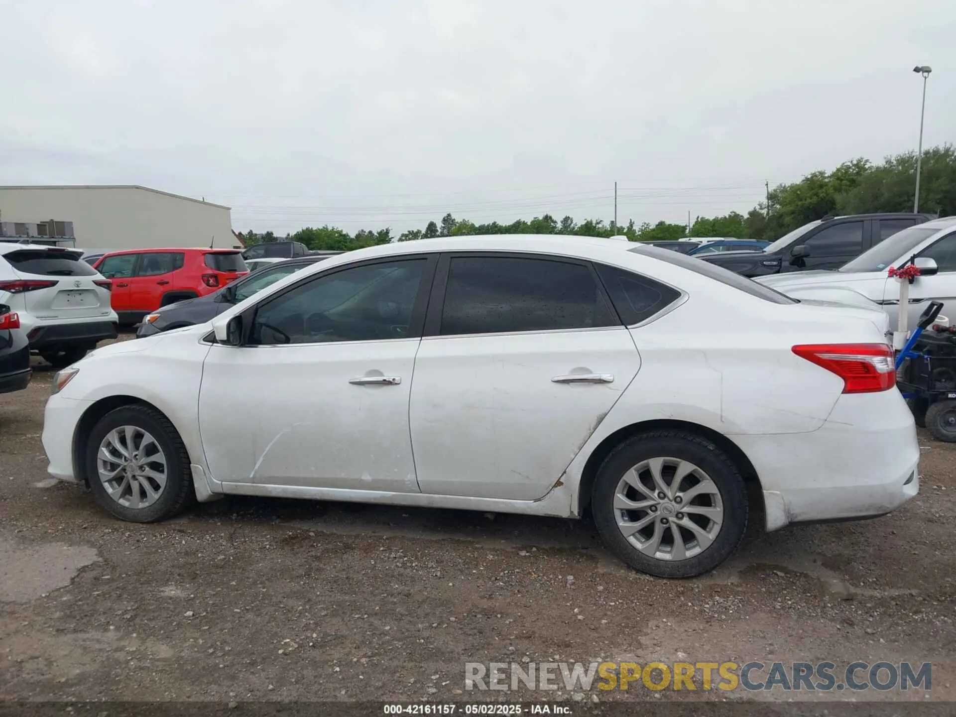14 Photograph of a damaged car 3N1AB7AP3KY333470 NISSAN SENTRA 2019