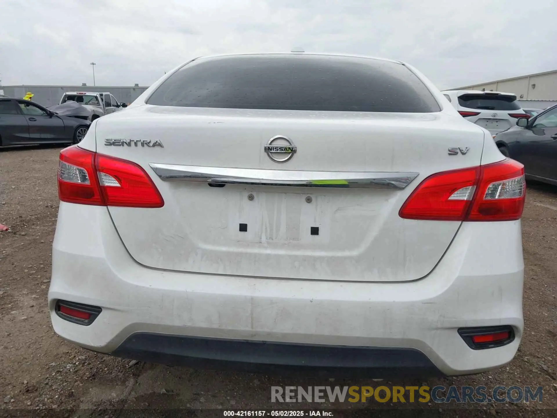16 Photograph of a damaged car 3N1AB7AP3KY333470 NISSAN SENTRA 2019