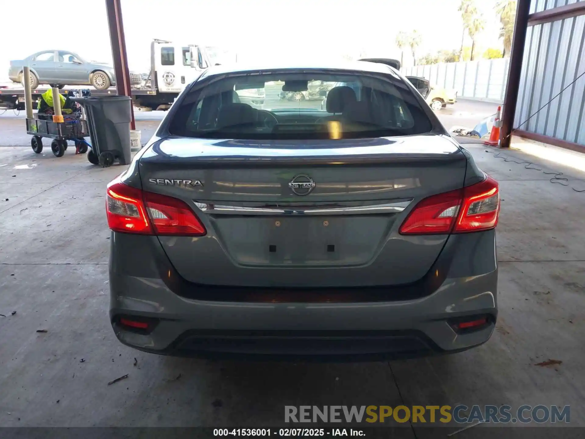 17 Photograph of a damaged car 3N1AB7AP3KY342069 NISSAN SENTRA 2019