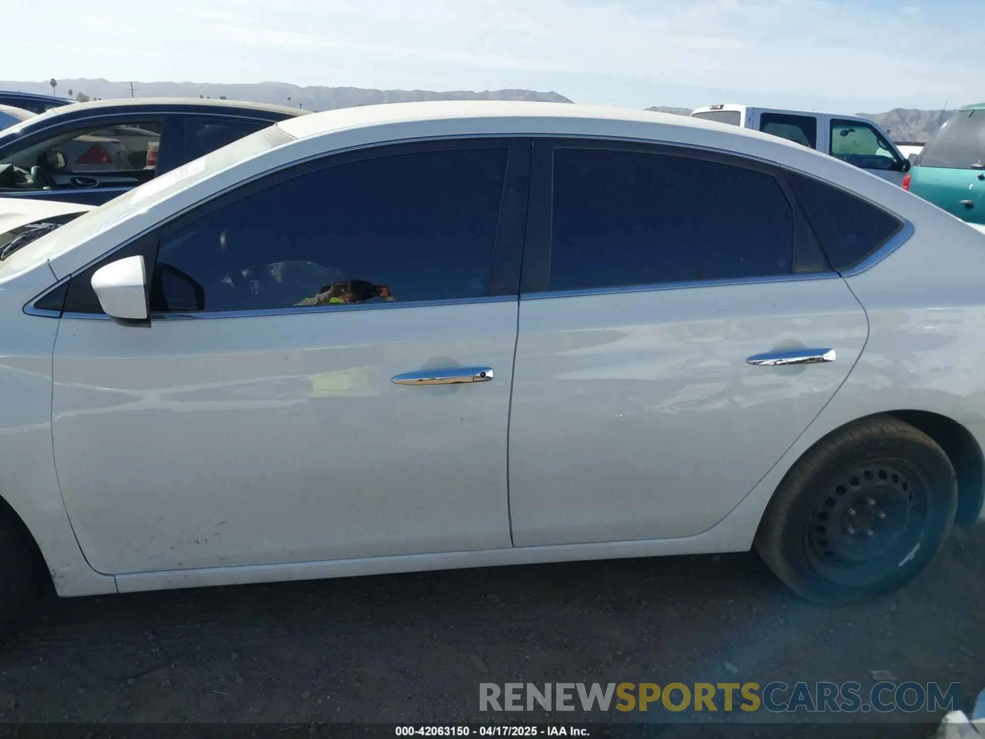 14 Photograph of a damaged car 3N1AB7AP3KY357879 NISSAN SENTRA 2019