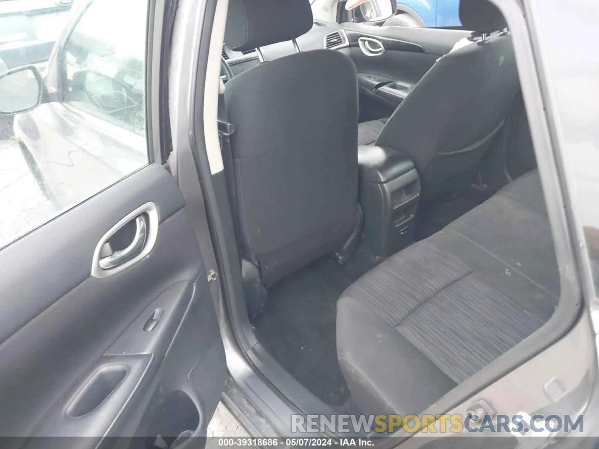 8 Photograph of a damaged car 3N1AB7AP3KY368915 NISSAN SENTRA 2019