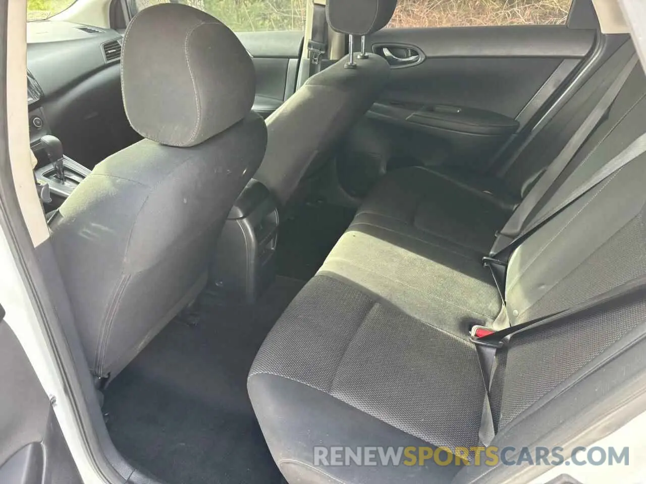 6 Photograph of a damaged car 3N1AB7AP3KY372768 NISSAN SENTRA 2019
