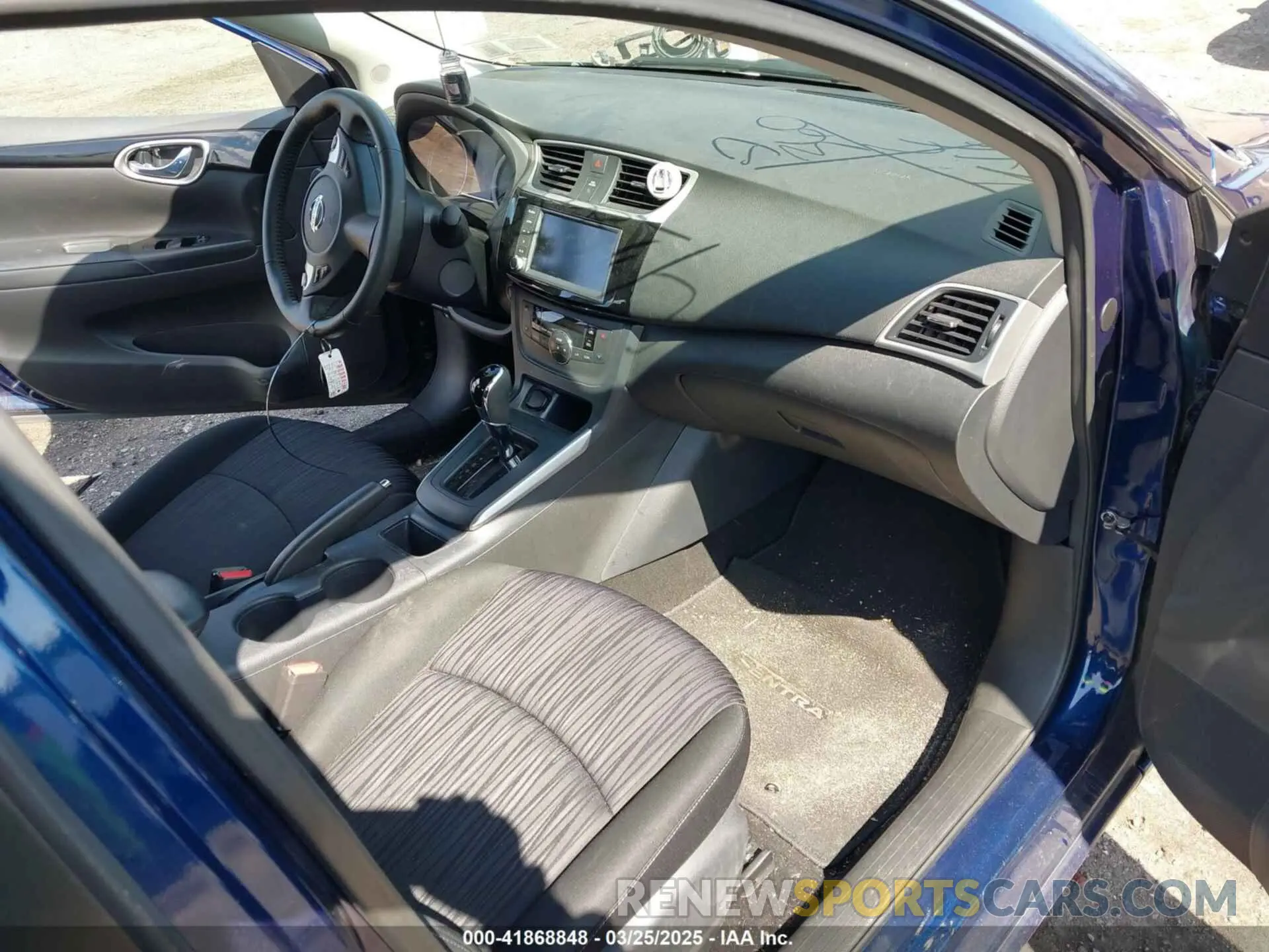 5 Photograph of a damaged car 3N1AB7AP3KY376836 NISSAN SENTRA 2019