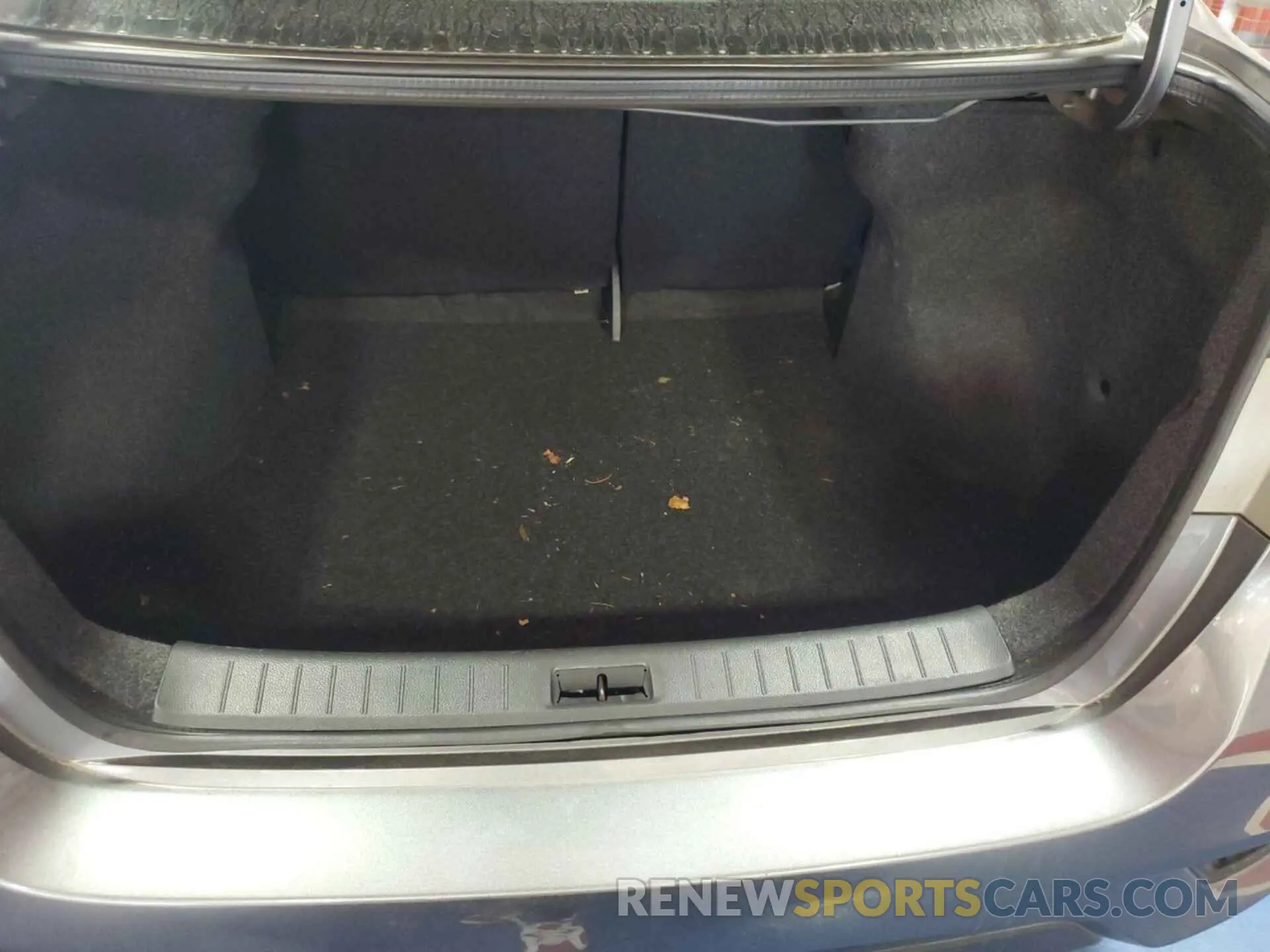 10 Photograph of a damaged car 3N1AB7AP3KY380000 NISSAN SENTRA 2019