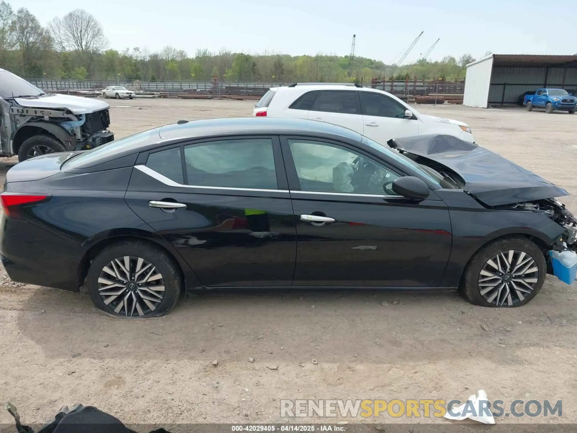 13 Photograph of a damaged car 3N1AB7AP3KY399324 NISSAN SENTRA 2019