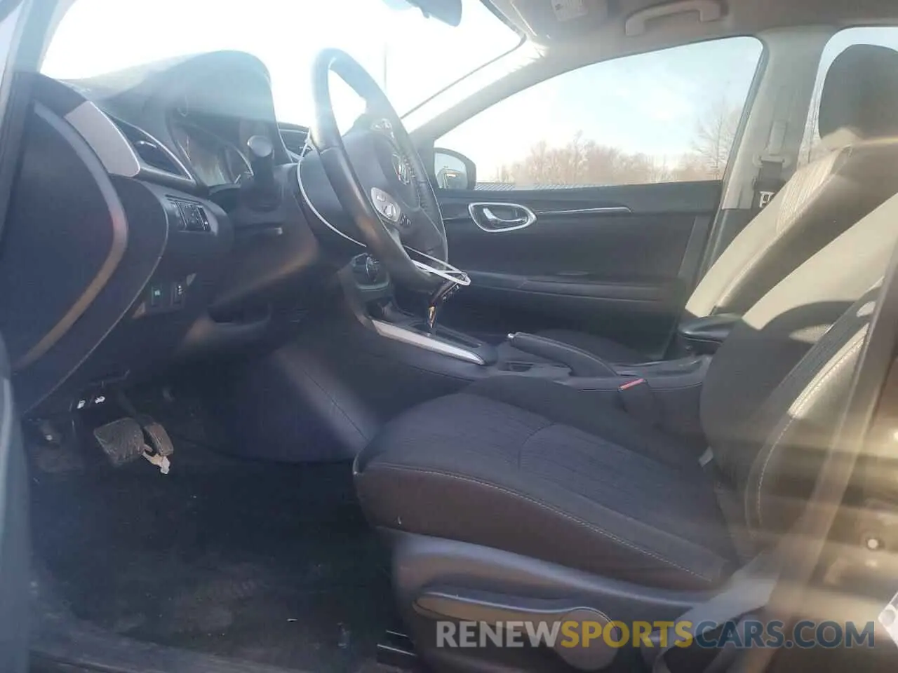 7 Photograph of a damaged car 3N1AB7AP3KY435481 NISSAN SENTRA 2019