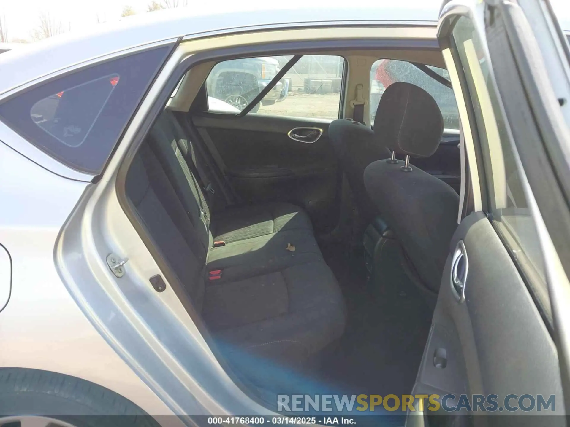 8 Photograph of a damaged car 3N1AB7AP3KY445072 NISSAN SENTRA 2019