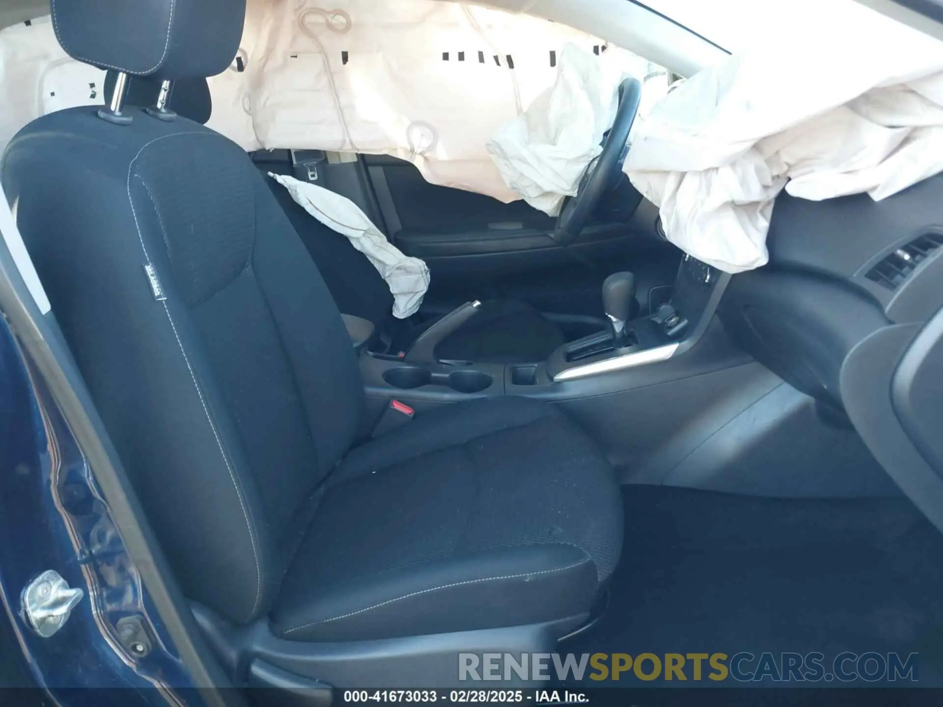 5 Photograph of a damaged car 3N1AB7AP3KY446089 NISSAN SENTRA 2019