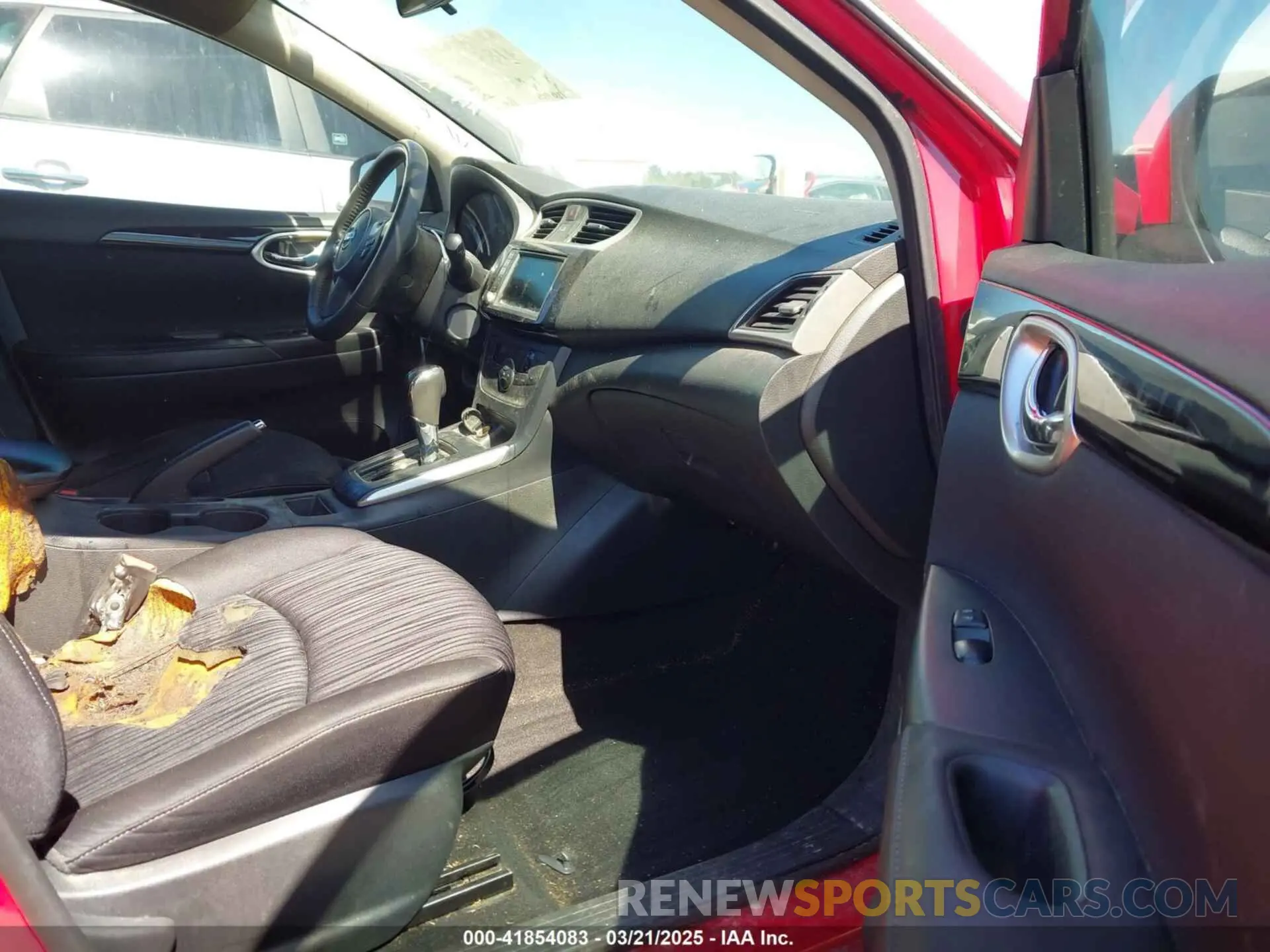 5 Photograph of a damaged car 3N1AB7AP4KL603612 NISSAN SENTRA 2019