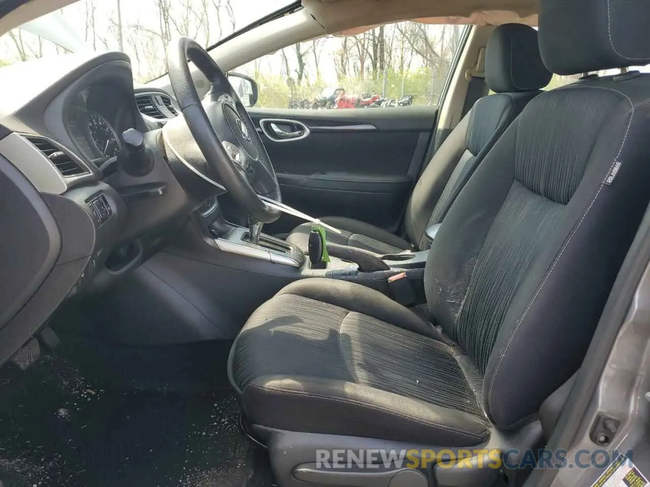 7 Photograph of a damaged car 3N1AB7AP4KL605327 NISSAN SENTRA 2019