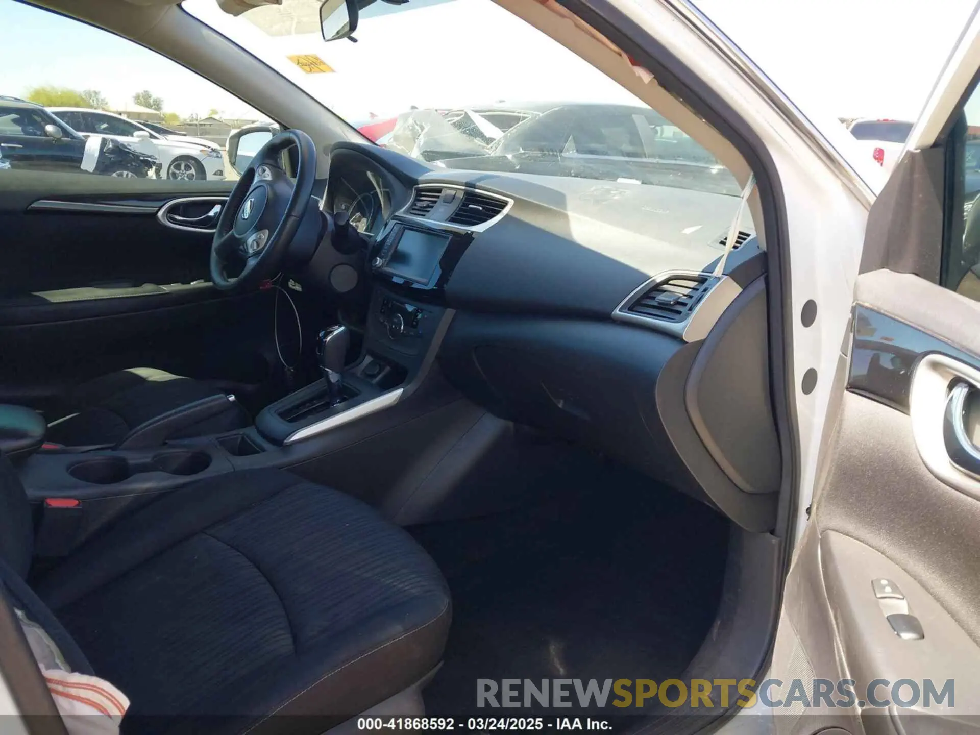 5 Photograph of a damaged car 3N1AB7AP4KL607725 NISSAN SENTRA 2019
