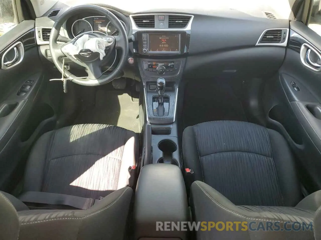 8 Photograph of a damaged car 3N1AB7AP4KL614657 NISSAN SENTRA 2019
