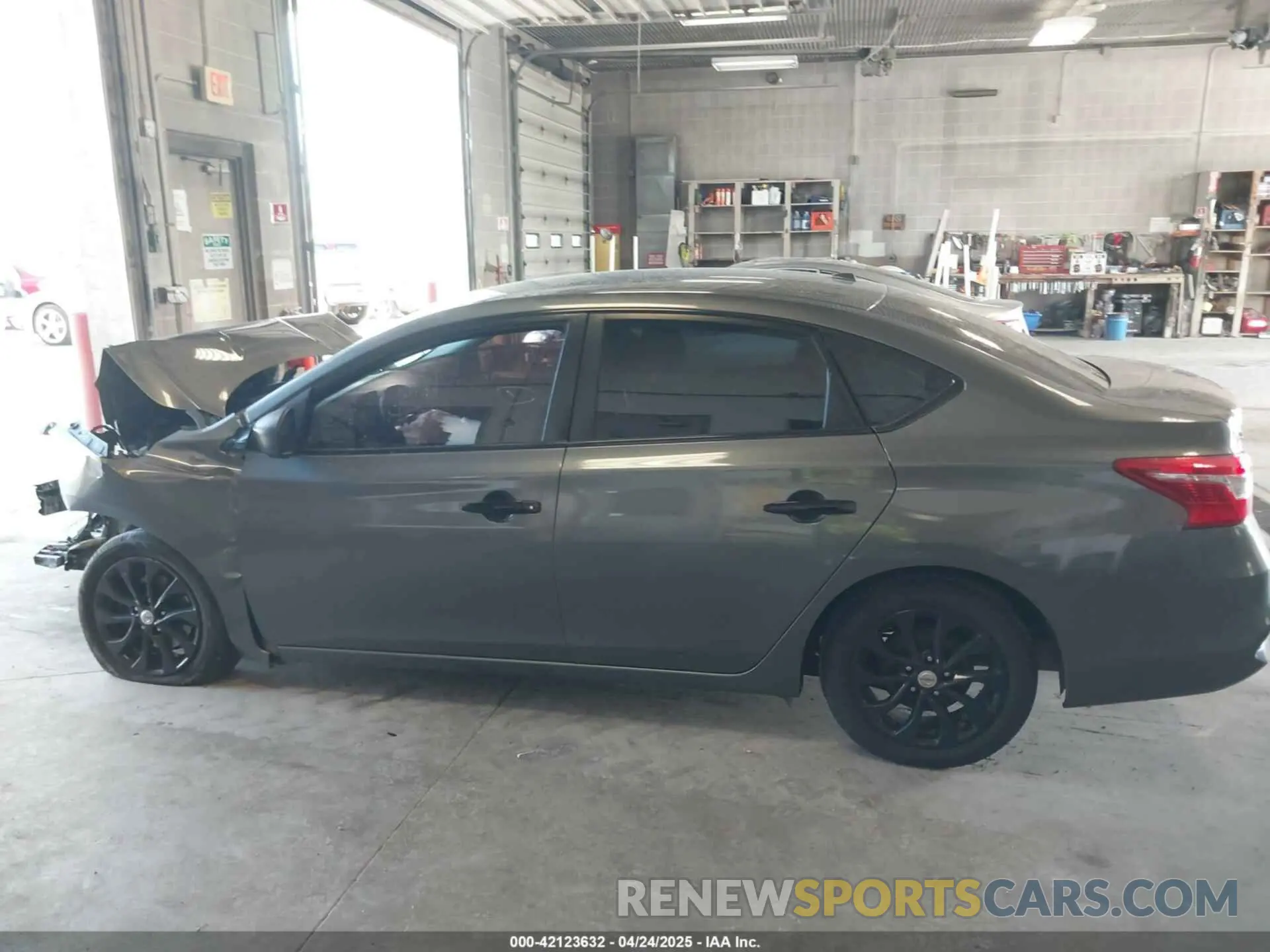 14 Photograph of a damaged car 3N1AB7AP4KL625982 NISSAN SENTRA 2019