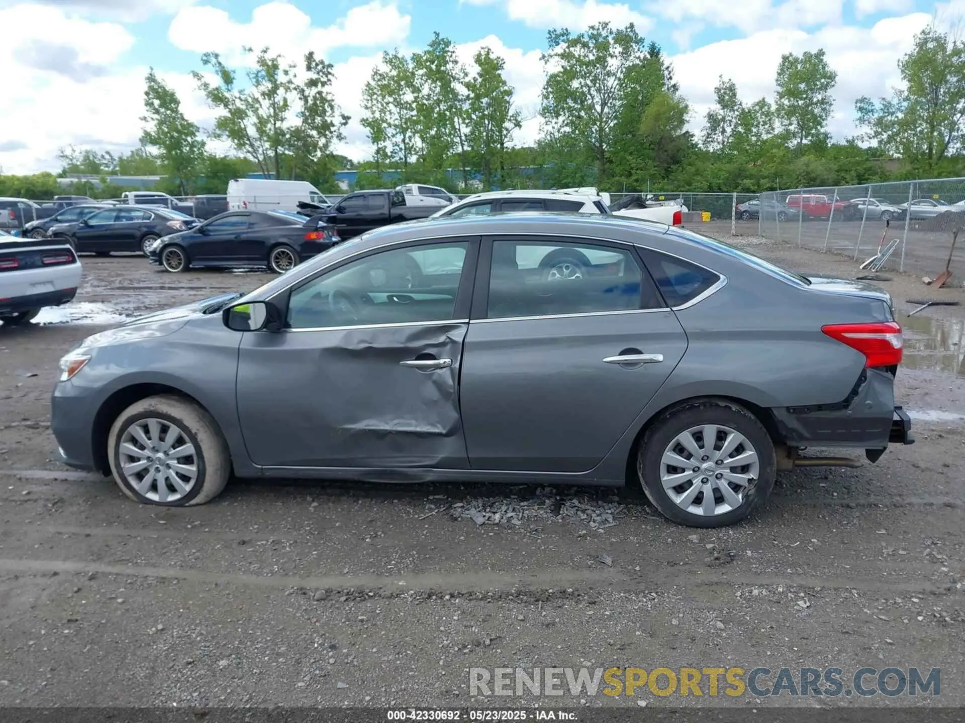 15 Photograph of a damaged car 3N1AB7AP4KY206808 NISSAN SENTRA 2019