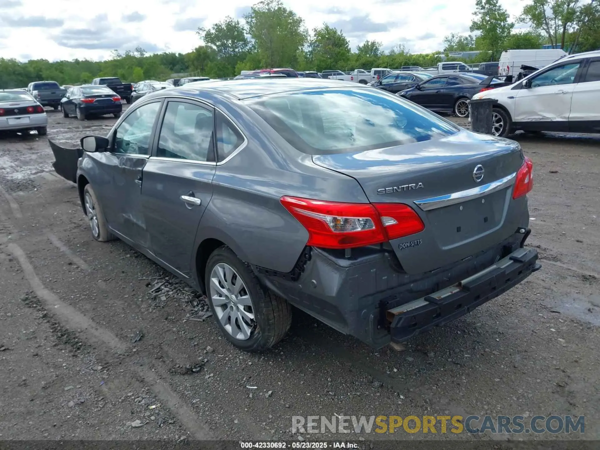 3 Photograph of a damaged car 3N1AB7AP4KY206808 NISSAN SENTRA 2019