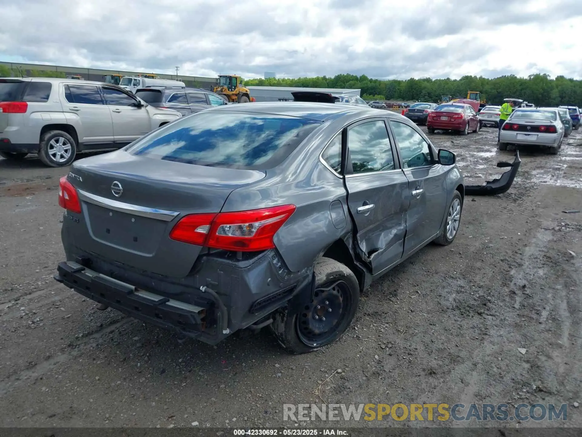4 Photograph of a damaged car 3N1AB7AP4KY206808 NISSAN SENTRA 2019