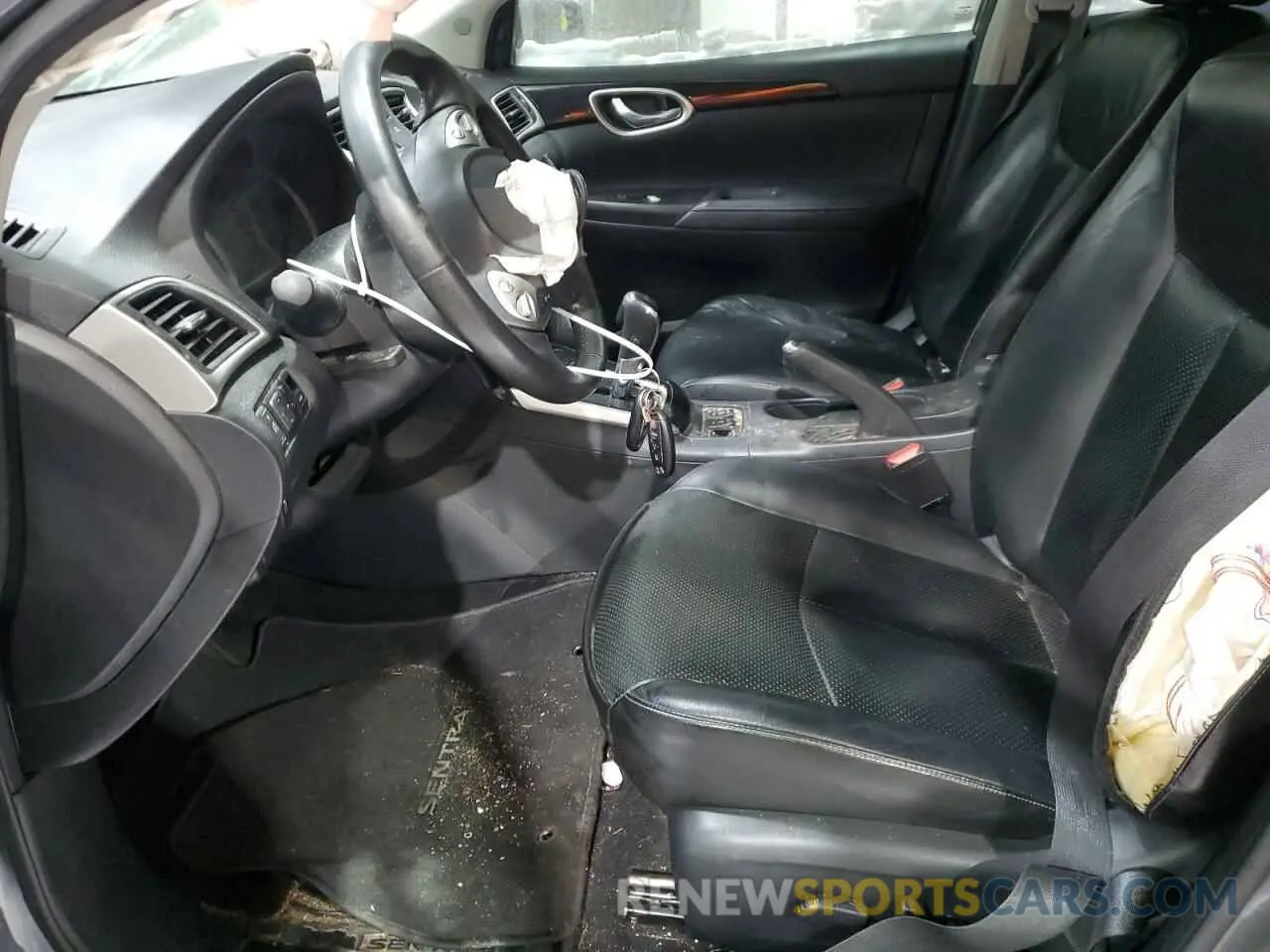 7 Photograph of a damaged car 3N1AB7AP4KY207800 NISSAN SENTRA 2019