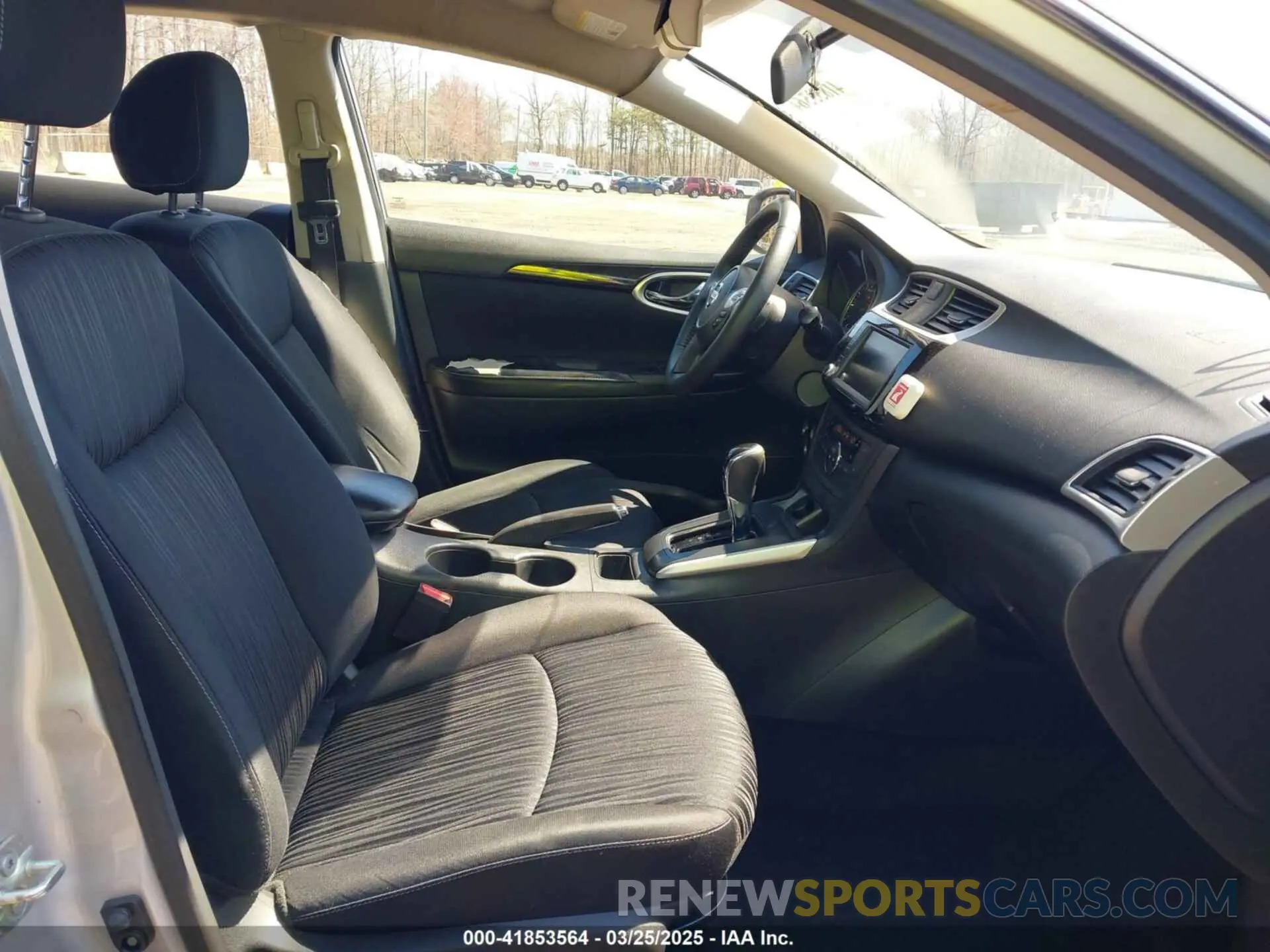 5 Photograph of a damaged car 3N1AB7AP4KY238884 NISSAN SENTRA 2019